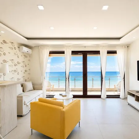 Hotel apartamentowy Infinity Sunrise Mamaia Nord - Beachfront