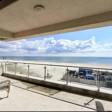 Hotel apartamentowy Infinity Sunrise Mamaia Nord - Beachfront Năvodari
